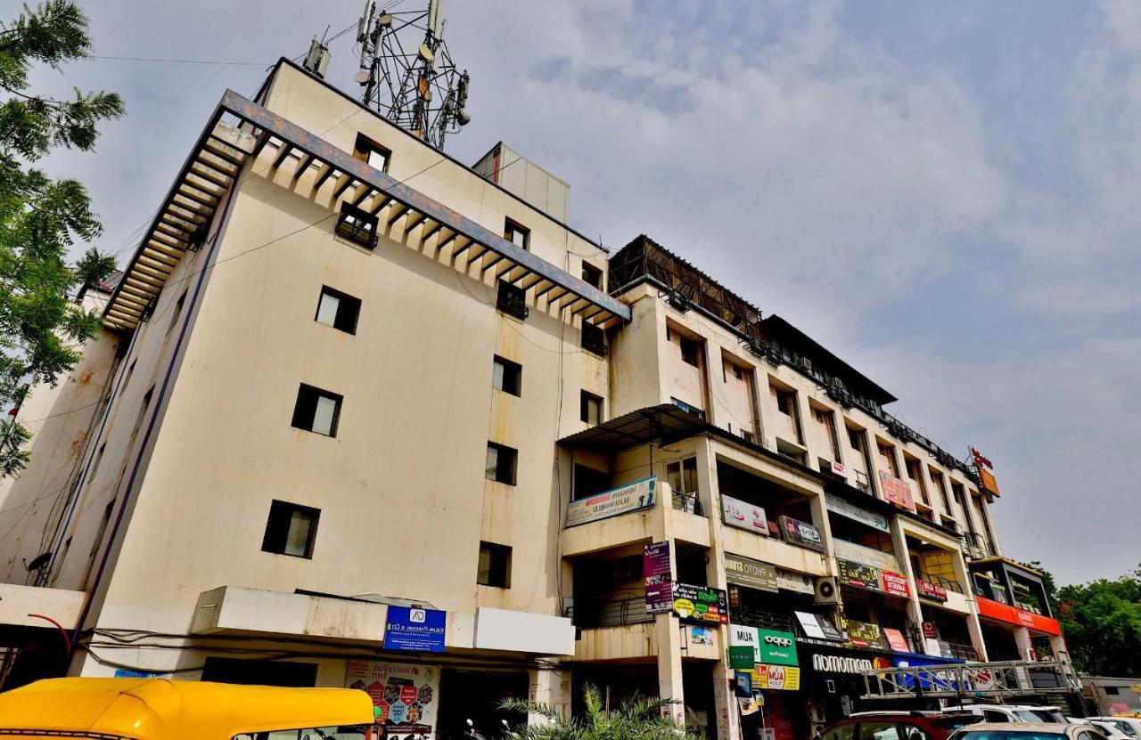 Collection O15862 Hotel The Grand Krishna Gandhinagar Exterior photo
